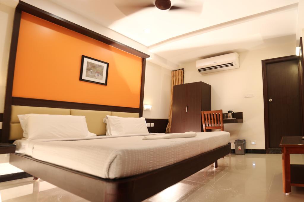 Hotel Sabarees Residency Madurai Room photo